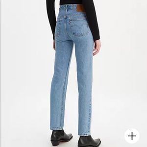 Levi’s 501 original fit in light wash size 31/32